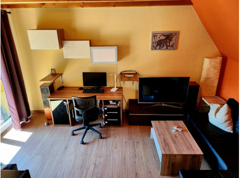 Exposé: Temporary furnished apartment in Jena - À louer