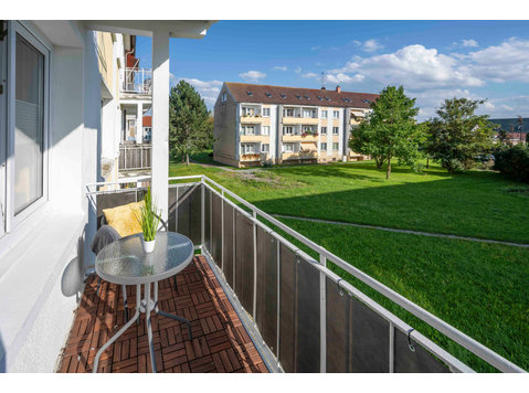 Modern eingerichtetes Apartment in Arnstadt - À louer