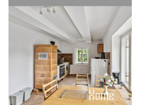 Charming, fully furnished 2 room apartment in a picturesque… - Станови