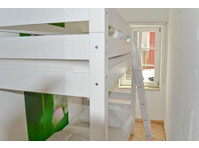 Bright apartment in Erfurt with underground parking only… - Alquiler