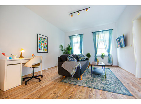 Helles & geräumiges Apartment mit top Anbindung - Zu Vermieten