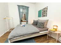 Cosy & central apartment with great transport links - Disewakan