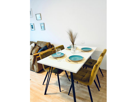 Modern 3 room apartment with balcony, WiFi, kitchen & smart… - Ενοικίαση