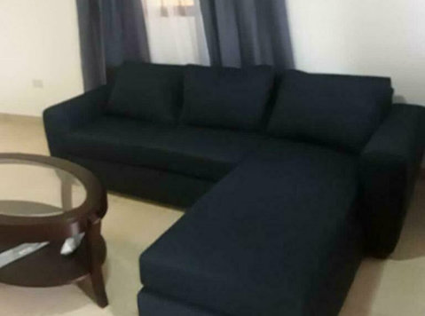 Furnished 2master Bedrooms Apartment at West Hill Mall - Pisos