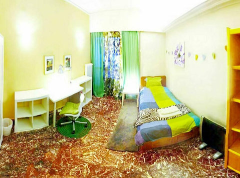 "ARES" Athens Center Room In 2 Bedroom Flatshare - Общо жилище