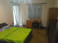 ROOM IN SHARED APARTMENT WITH BACKYARD IN KALLITHEA - Pisos compartidos