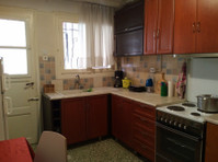 Room In Shared Apartment with backyard - Camere de inchiriat
