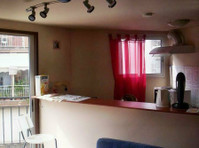 Apartment at Top Floor ! 400 eu all included ! - شقق