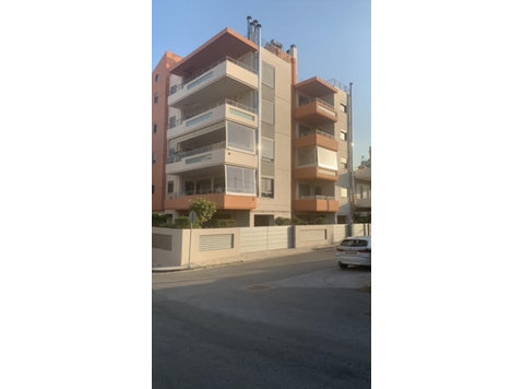 Pallados Athinas, Pallíni - Apartments