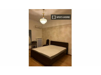 Atina'da 3 yatak odalı bir dairede kiralık odalar - Apartman Daireleri