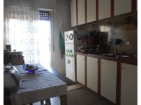 Thessaloniki sunny room in shared flat - big veranda - Комнаты