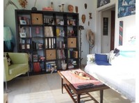 Thessaloniki sunny room in shared flat - big veranda - WGs/Zimmer