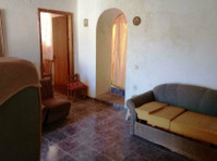 First floor apartment  just 15km from the sea. - Mieszkanie