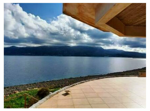 Fantastic house directly by the sea. - வீடுகள் 