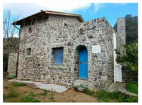 Traditional new built stone house for sale in Kato Episkopi