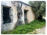 house with courtyard 7km from the sea in Savrochori. - Σπίτια