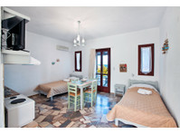 Flatio - all utilities included - Sunny sea-view flat in… - Alquiler