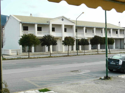 ACHARAVI, CORFU - 토지