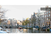 2-pokojowe mieszkanie do wynajęcia w Amsterdamie - Mieszkanie
