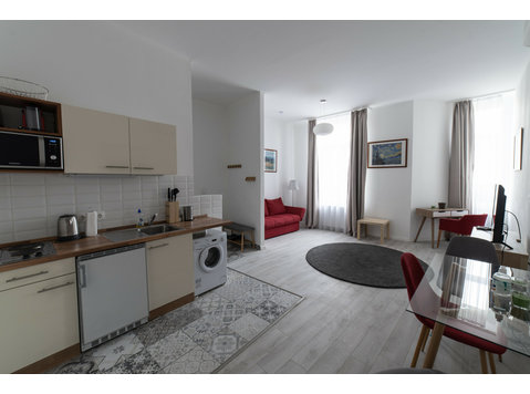 Flatio - all utilities included - 1.5-room quiet flat in… - For Rent