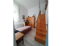 Flatio - all utilities included - 1 Sep to 1 July school… - For Rent