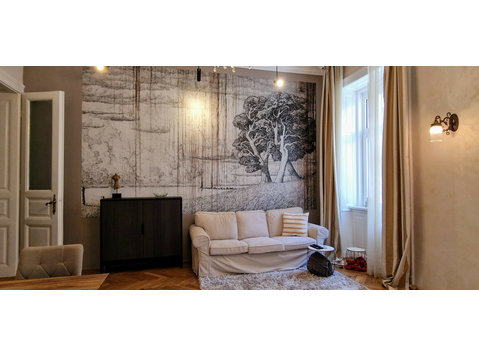 Flatio - all utilities included - Art Deco apartment in the… - Na prenájom