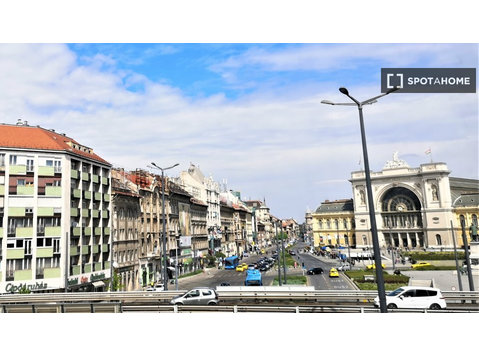 Cama en alquiler en habitación de 4 camas en Budapest - Alquiler
