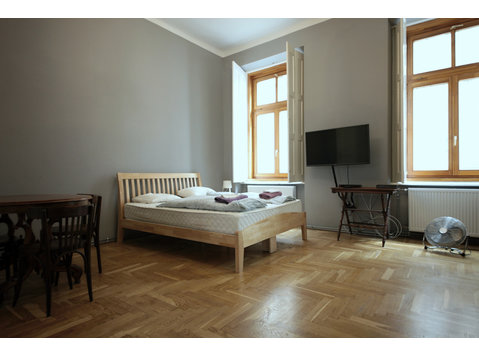 Flatio - all utilities included - Big 2-bedroom apartment… - K pronájmu