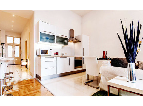 Flatio - all utilities included - Charming, modern flat 2… - For Rent