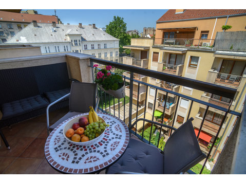Flatio - all utilities included - Tuscany Garden Budapest… - For Rent