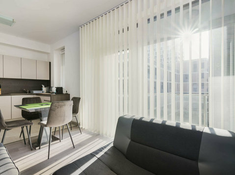 Modern 2BR Budapart Flat w/ Balconies & AC – July 2025 - Wohnungen