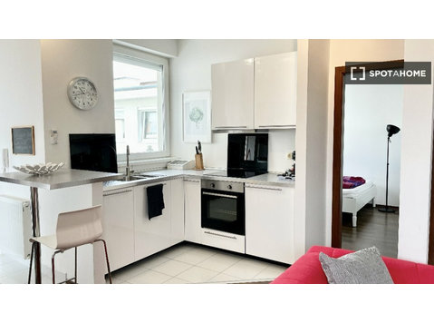 Apartamento de 2 dormitorios en alquiler en Budapest,… - Appartements