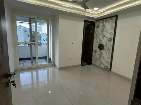 Search for Real Estate, Property & Homes - Landkhoj - Апартаменти