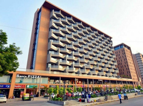 Best Properties in Ahmedabad - دفتر کار/بازرگانی