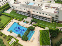 Luxurious Living Awaits: Dlf Park Place in Gurgaon for Rent