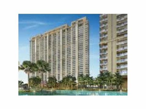 Whiteland Westin Sector 103 – Where Comfort Meets Class - Apartmani