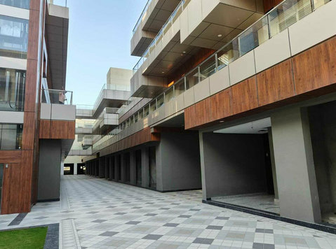 Orris Market 89 - Premium Commercial Properties for Sale - Office / Commercial