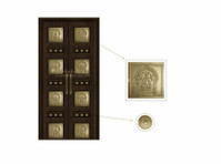 chennai’s Exclusive Ashtalakshmi Pooja Room Door Designs - 아파트