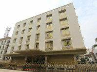 Best Hotel in Hazratganj Lucknow|hotel Galaxy Grand - 公寓