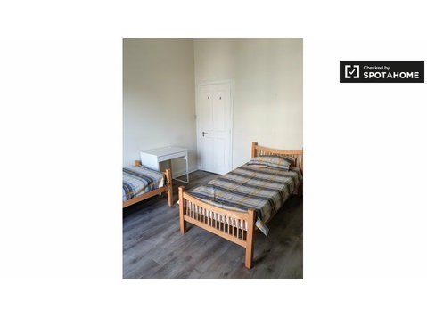 Lit dans une chambre partagée à louer à Phibsborough, Dublin - À louer
