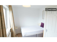 Dublin'de 2 yatak odalı evde kiralık oda - Kiralık