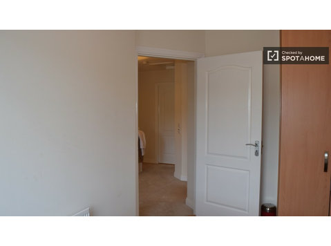 Rooms to rent in house - Rathfarnham, Dublin - Izīrē
