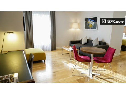 1-bedroom apartment to rent in Ballsbridge, Dublin - דירות