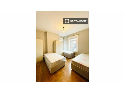 Apartamento de 2 dormitorios en Inchicore, Dublín - Pisos