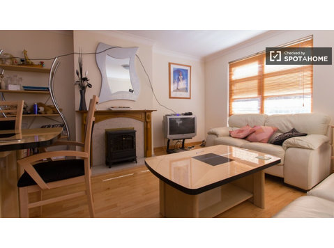 2-bedroom house with garden to rent - Downtown, Dublin - דירות