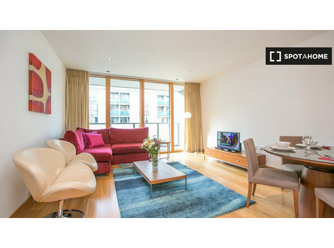 Apartamento de 3 quartos para alugar em North Dock, Dublin - Apartamentos