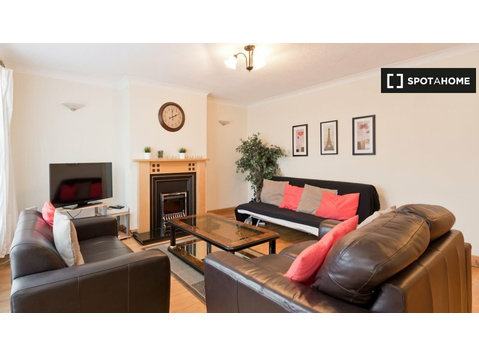 Appartamento con 5 camere da letto in affitto a Clonsilla,… - Appartamenti