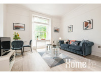 Bright modern 1 bed in Dublin 4 - Apartments