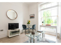 Bright modern 1 bed in Dublin 4 - Apartments