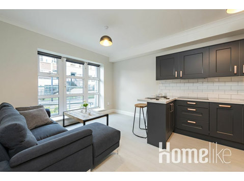 Cosy Flat in Docklands - Apartments